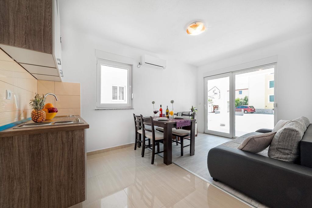 Apartments Hrvoje Vodice Room photo