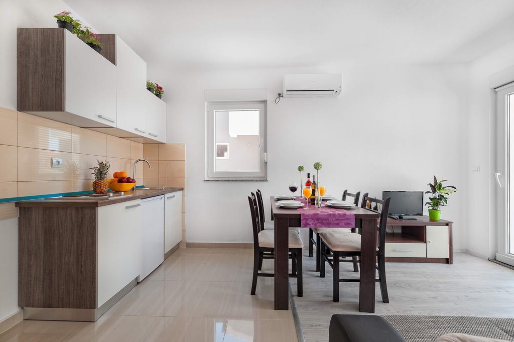 Apartments Hrvoje Vodice Room photo